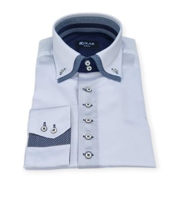 Bela moška slim fit srajca z dolgimi rokavi.